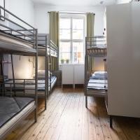 Номер (Кровать в общем 6-местном номере для женщин) хостела Castanea Old Town Hostel, Стокгольм