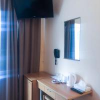 Двухместный (Бюджетный двухместный номер с 1 кроватью или 2 отдельными кроватями) отеля Hotel Yes, Нарва Йыэсуу