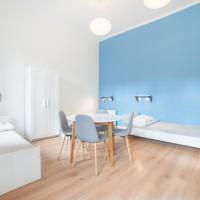 Четырехместный (Четырехместный номер с общей ванной комнатой) хостела Dizzy Daisy Hostel, Краков