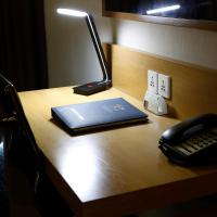 Трехместный (Семейный номер с окном (для 4 взрослых)) отеля Ciao Saigon Hotel & Spa, Хошимин