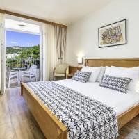 Трехместный (Трехместный номер с балконом и видом на море) отеля Hotel Splendid, Дубровник