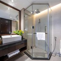 Двухместный (Premier Deluxe King with Partial Sea View) отеля Minh Toan Ocean Hotel, Дананг