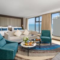 Двухместный (Executive Family with Partial Sea View) отеля Minh Toan Ocean Hotel, Дананг