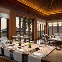 Сьюит (Номер Retreat с 4 спальнями и прямым видом на утес и океан) курортного отеля Six Senses Uluwatu, Улувату