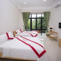 Семейный (Семейный номер с балконом) отеля Hue Classic Hotel, Хюэ