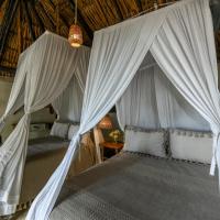 Номер (Бунгало с собственной ванной комнатой, вид на море) отеля Diamante K, Тулум