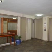 Апартаменты (Апартаменты) апартаментов KV1201L Renovated 2463 Kuhio Ave Honolulu, Гонолулу