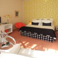 Двухместный (Стандартный двухместный номер с 1 кроватью и видом на атриум) отеля Vintage Design Hotel Sax, Прага