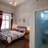 Двухместный (Двухместный номер с основными удобствами и 1 кроватью) отеля Loreta, Прага