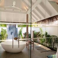 Вилла (Семейная вилла с 2 спальнями и бассейном — бесплатный общий трансфер от/до аэропорта) курортного отеля Anantara Dhigu Maldives Resort, Гули