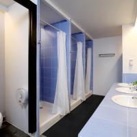 Четырехместный (Четырехместный номер с общей ванной комнатой) хостела Sino Inn Phuket Hotel, Пхукет