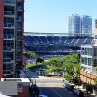 Двухместный (Номер с кроватью размера «king-size» и видом на стадион Петко-парк - Для некурящих) отеля Hotel Indigo San Diego - Gaslamp Quarter, an IHG Hotel, Сан-Диего