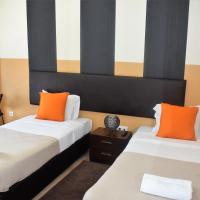 Двухместный (Стандартный двухместный номер с 2 отдельными кроватями, общей ванной комнатой и террасой) гостевого дома Universo Romantico, Лиссабон