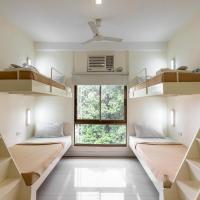 Номер (Friendship Room for 4) отеля ZEN Premium Selah Garden Pasay, Манила