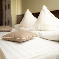 Двухместный (Улучшенный двухместный номер с 1 кроватью) отеля Hotel Select Slobozia, Бухарест