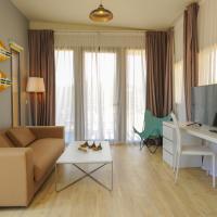 Номер (One-Bedroom Bungalow Suite with Terrace) отеля Sol House Taghazout Bay Surf, Тагазут