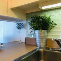 Студио (Номер-студия Делюкс с кроватью размера «queen-size») апарт-отеля MERMAID'S COVE WITH BREATHTAKING OCEAN VIEWS AT ILIKAI HOTEL, Гонолулу