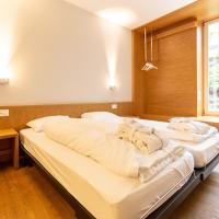 Двухместный (Easy Room up to 2 and Lounge with shared bathroom) отеля STAY@Basel SBB, Базель