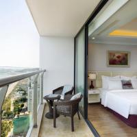 Студио (Номер-студио с кроватью размера "king-size" с видом на океан) отеля Vinpearl Condotel Beachfront Nha Trang, Нячанг