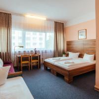 Четырехместный (Четырехместный номер) отеля Alper Hotel am Potsdamer Platz, Берлин