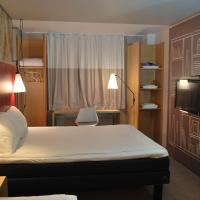 Двухместный (Двухместный номер с кроватью размера «queen-size») отеля Ibis Stockholm Spånga, Стокгольм