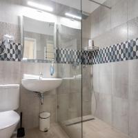 Апартаменты (Апартаменты Делюкс с 1 спальней) апарт-отеля Corvin Plaza Apartments & Suites, Будапешт