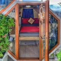 Номер (Бунгало с видом на море) отеля Blue-S Hotel & Apartment, Дананг