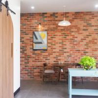 Двухместный (Двухместный номер Делюкс с 1 кроватью и балконом) гостевого дома MyFa House, Хюэ