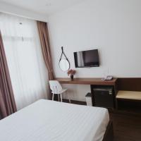 Двухместный (Улучшенный номер с кроватью размера «king-size») отеля Marina Hotel Phú Yên, Туихоа