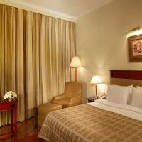 Двухместный (Standard Room with 24 Hours Check-in & Check out) отеля The Manohar Hyderabad, Хайдарабад