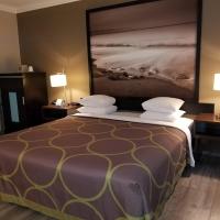 Двухместный (Номер с кроватью размера «king-size» - Подходит для гостей с ограниченными физическими возможностями - Для некурящих) отеля Super 8 by Wyndham Los Angeles-Culver City Area, Лос-Анджелес