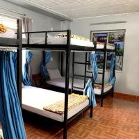 Номер (Кровать в общем 6-местном номере) отеля IBIZA Hostel, Хюэ