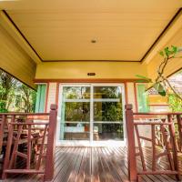 Номер (Улучшенное бунгало) курортного отеля Koh Chang Paradise, Ко Чанг