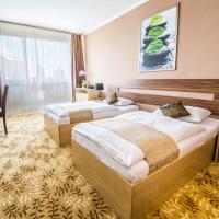 Двухместный (Улучшенный двухместный номер с 2 отдельными кроватями) отеля Cascade, Мост (Устецкий край)