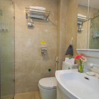 Двухместный (Day Use (3 Hours) - Deluxe Double Room) отеля Bella Rosa Trendy Hotel, Ханой
