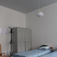 Номер (Кровать в общем номере для мужчин и женщин с 8 кроватями и общей ванной комнатой) хостела Hostel Lõuna, Пярну