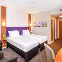 Двухместный (Двухместный номер с 2 отдельными кроватями) отеля Premier Inn Dubai Silicon Oasis, Дубай