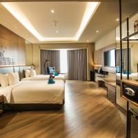 Двухместный (Семейный номер с 2 кроватями размера "queen-size") отеля Mercure Jakarta Batavia, Джакарта