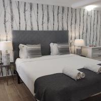 Двухместный (Double or Twin Room with Private Bathroom - Free Transfer) отеля Inn Bairro Alto Bed & Breakfast, Лиссабон