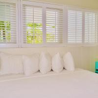 Двухместный (Стандартный номер с кроватью размера "queen-size") отеля Hotel LaCroix Waikiki, Гонолулу