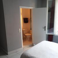 Двухместный (Двухместный номер с 1 кроватью и видом на внутренний двор) отеля Hôtel Belfort, Париж