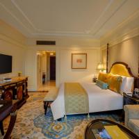 Двухместный (Grand Deluxe Room with 20% off on Laundry, Food and non-alcoholic beverages) отеля The Leela Palace New Delhi, Нью-Дели