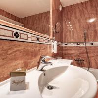 Двухместный (Люкс в пентхаусе) отеля Hotel Berghof, Майрхофен