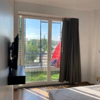 Двухместный (Двухместный номер Делюкс с 1 кроватью и балконом) отеля BK STUDIOS & ROOMS, Гургаон