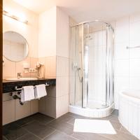 Сьюит (Полулюкс с видом на горы) мотеля Hotel Servus Europa Salzburg Am Walserberg, Зальцбург