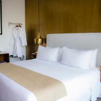 Двухместный (Номер Делюкс с кроватью размера «king-size») отеля KLR IT Hotel & Residences By Sercotel, Плая-дель-Кармен