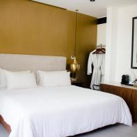 Двухместный (Номер с кроватью размера «king-size» и балконом) отеля KLR IT Hotel & Residences By Sercotel, Плая-дель-Кармен