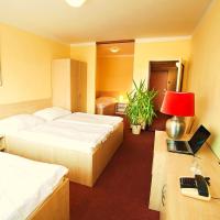 Четырехместный (Четырехместный номер) отеля Charles Central, Прага