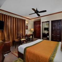 Двухместный (Номер Dhanurdhara, в стоимость включена скидка 15% на блюда и напитки, а также бесплатное пополнение мини-бара) отеля BrijRama Palace- A Heritage Hotel, Варанаси