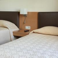 Трехместный (Трехместный номер) отеля Hotel Mira D'Aire, Порту